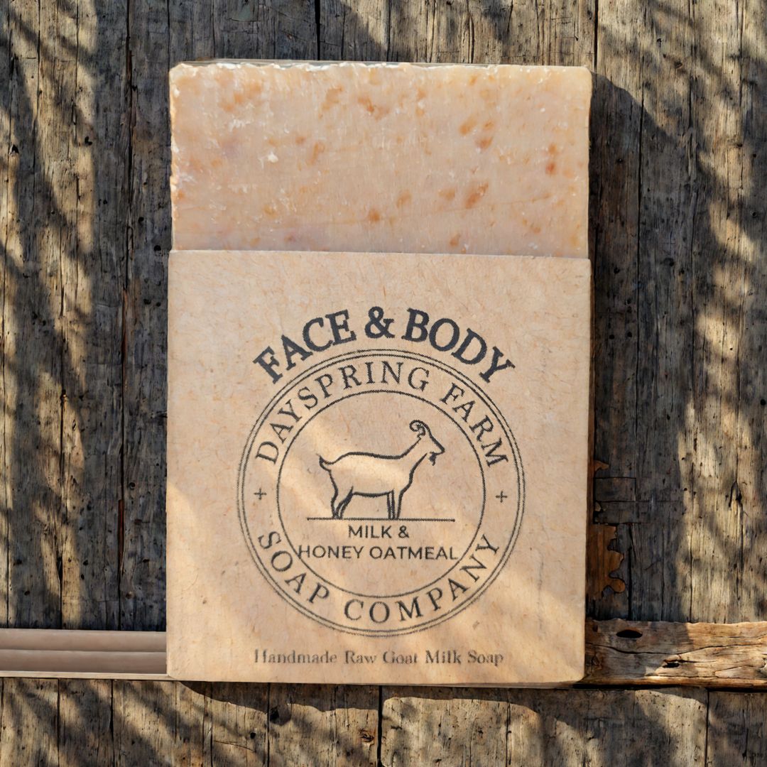"Honey Oatmeal" - Artisan Goat Milk Soap (Free of Coconut Oil)